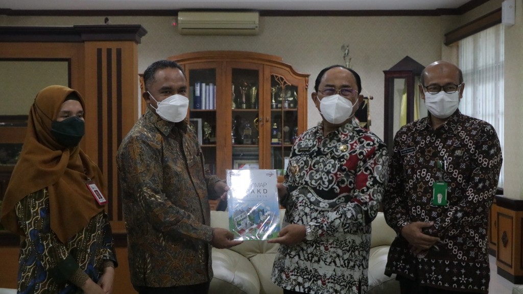 Bupati Kulon Progo Terima Kunjungan Otoritas Jasa Keuangan (OJK) DIY
