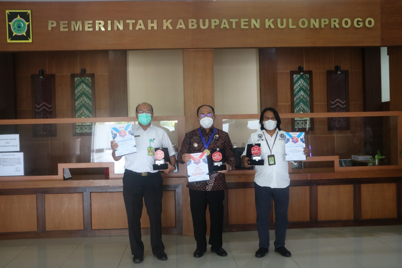 Pemkab Kulon Progo Raih 3 Penghargaan Top Digital Award 2021